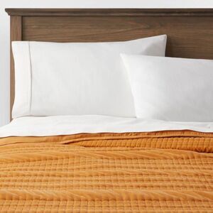 Threshold - Full/Queen Lofty Velvet Quilt Dark Gold - Threshol Gold